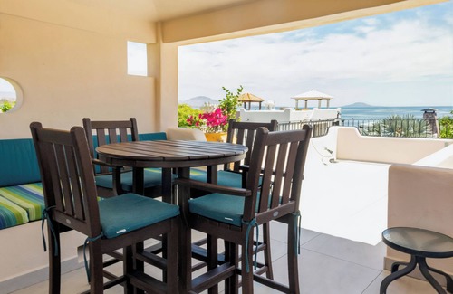Nopolo House | Ideal home, Perfect location in Loreto Bay, steps from the Beach With Private Pool. By Casago
