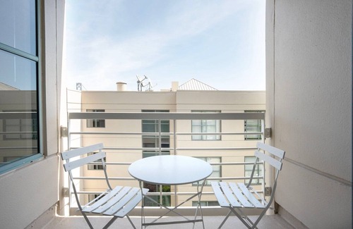 South Beach Apartment | Ideal South Beach 2BR w/Pool, Tennis, Spa, by Blueground