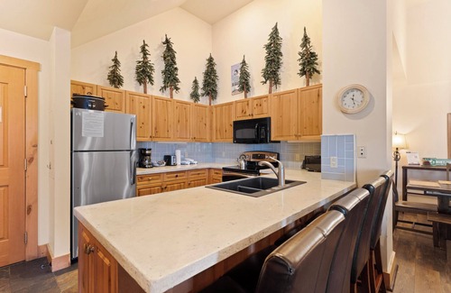 River Run Condo | Ideally Located Condo in River Run Close to Gondola, Shops, and Dining!