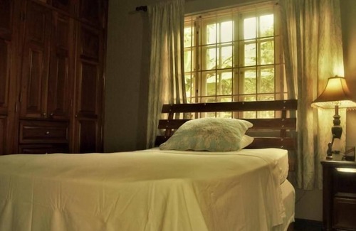 Ocho Rios House | Idilo Escape