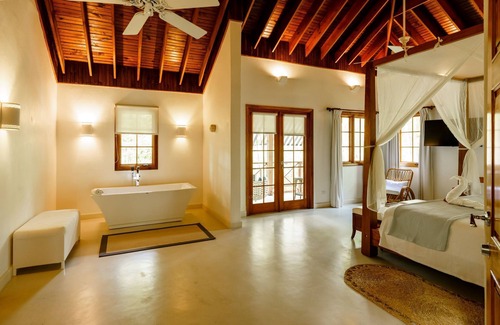 Negril Villa | Idle Awhile Villa - Mango 2-Bedroom Luxury Villa in Negril