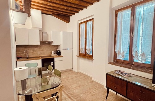 Montalcino House | Idolina Guest House