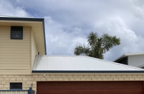 Falcon Apartment | Idyllic 1 bedroom studio surrounded by nature