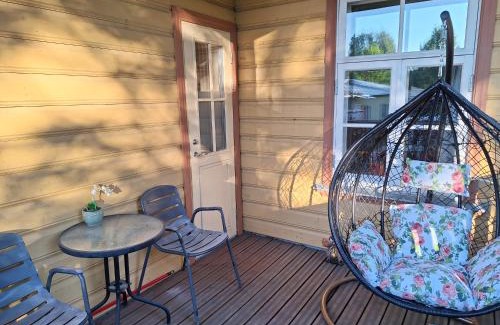 Tartu Apartment | Idyllic apartment in Supilinn with a balcony, private parking and contact-free entrance