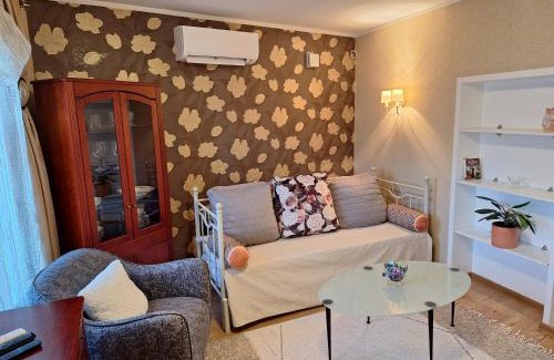 Tartu Apartment | Idyllic apartment in Supilinn with a balcony, private parking and contact-free entrance