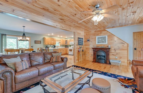 Byrdstown Cabin | Idyllic Byrdstown Cabin ~ 3 Mi to Dale Hollow Lake