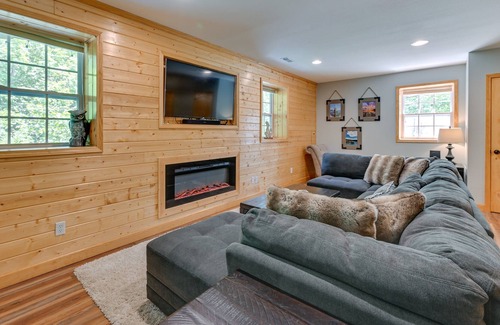Byrdstown Cabin | Idyllic Byrdstown Cabin ~ 3 Mi to Dale Hollow Lake