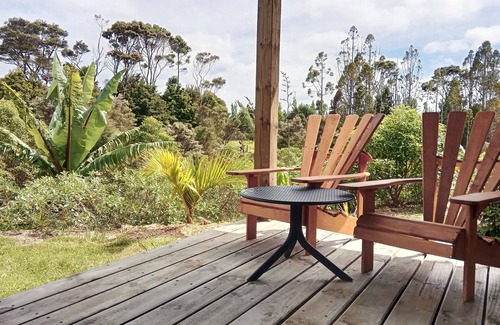 Mangawhai Cottage | Idyllic country escape in nature