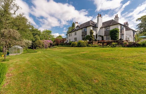 Taynuilt Apartment | Idyllic country suite located at Lonan Country House & Gardens in Scotland!