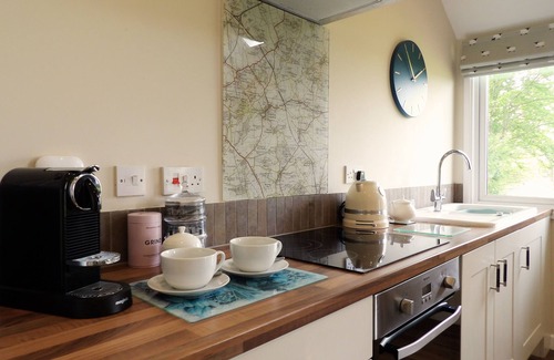 Chipping Campden Cabin | Idyllic North Cotswolds Cottage for Couples (and dogs!)