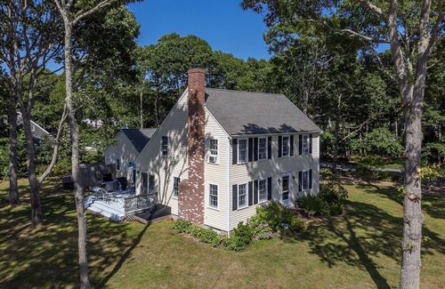 Cotuit House | Idyllic Summer in the Cotuit Coves.