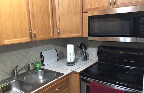 Baton Rouge Condo | *IF BEDS COULD TALK Historic Beauregard DownTown quick to LSU*