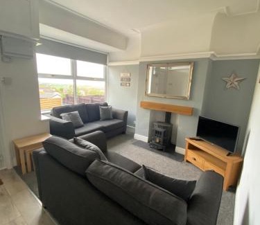 Meliden House | Ifan cottage - two bedroom cottage