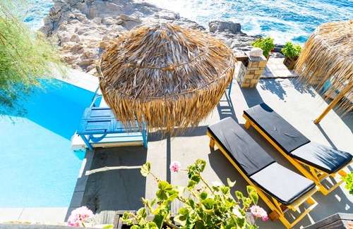 Armenistis House | Ikarian Endless Blue: Positive Aegean Energy for Your Soul.