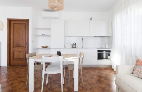 Finale Ligure Apartment | Il Borgo Apartments C4 - Sv-d600-navi44d1c