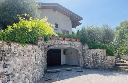 Castellaro Lagusello Villa | Il Borgo fra i laghi