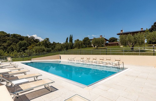 Lonato del Garda Apartment | Il Casale Lonato Stella