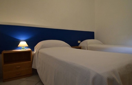 Patresi House | Il Cisto - House by the sea with large terrace overlooking the sea.