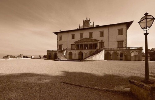 Poggio a Caiano House | Il Magnifico Apartment