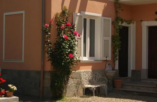 Acqui Terme Apartment | Il Melo Antico - appartamenti in villa d'epoca nel cuore del Monferrato