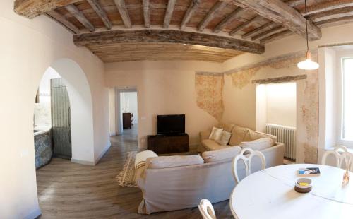 Pietrasanta Apartment | Il Piccolo Paradiso