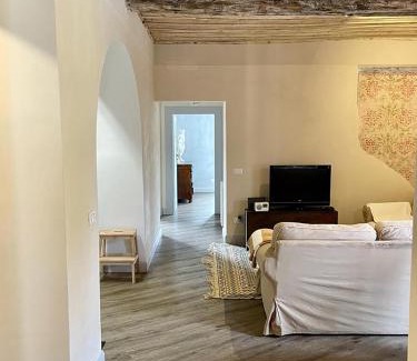Pietrasanta Apartment | Il Piccolo Paradiso