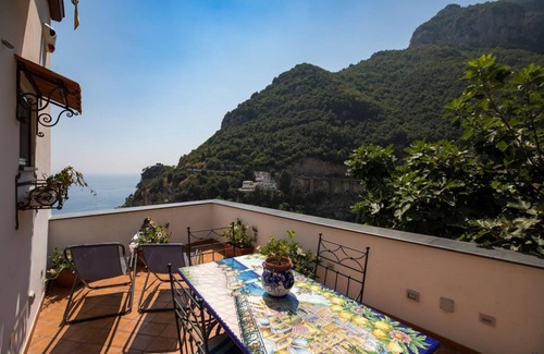 Chiesa Nuova Apartment | ILARY HOUSE luxury apartment in Positano