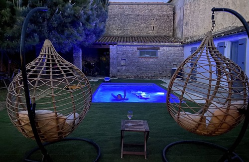 Domino House | ILE D'OLERON in DOMINO traditional oléronaise house 6/8 persons