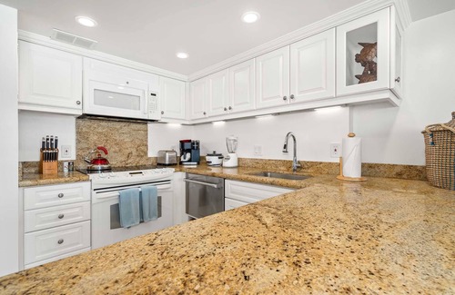 Waikiki Condo | Ilikai 739 Ocean/Sunset/Marina Views - K Bed/Q Sofabed - New Remodel