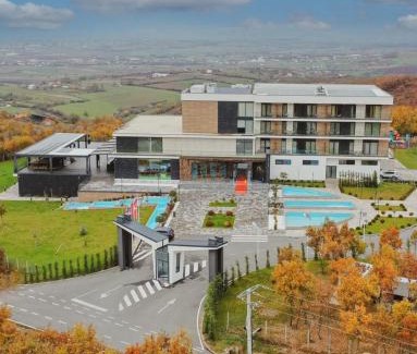 Gllamnik Hotel | Iliria Hill Resort & Spa