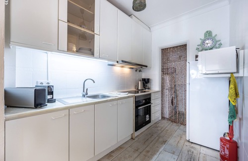 Lagos City Center Apartment | IM On Charming Home