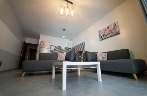 Tamrhakht Apartment | Imi Waves Studio - Steps from Beach & Surf Spot, Imi ouaddar
