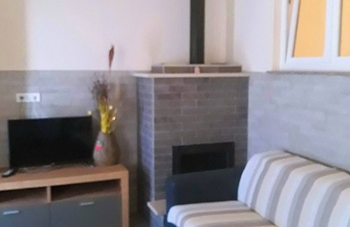 Zubovici Apartment | Immaculate 1-Bed Apartment in Zubovici, Croatia
