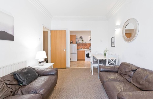 North Wall Apartment | Immaculate 1-Bed Apartment in Dublin 1