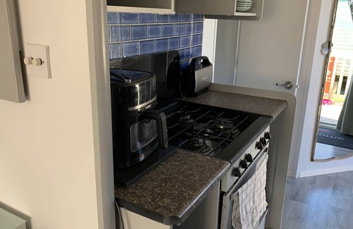 Clacton-on-Sea Ski Chalet | Immaculate 2-Bed Caravan in Clacton-on-Sea