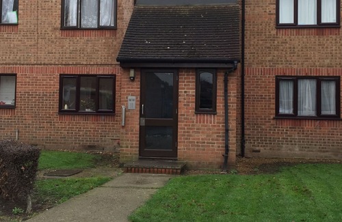Dagenham Apartment | Immaculate one bed flat