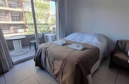 Almagro Apartment | Impecable departamento con patio y balcón privado