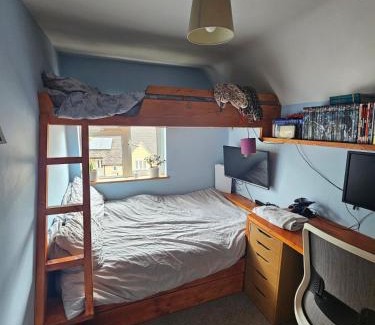 Bibury House | Imperfect home in perfect location, Bibury hot tub