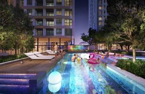 District 4 Condo | Imperial De La SoL District 4