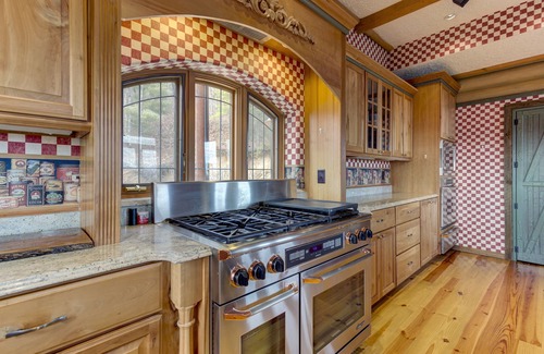Morganton House | Impressive, Dog-Friendly Cabin w/Mountain Views, Central AC, & Private Hot Tub