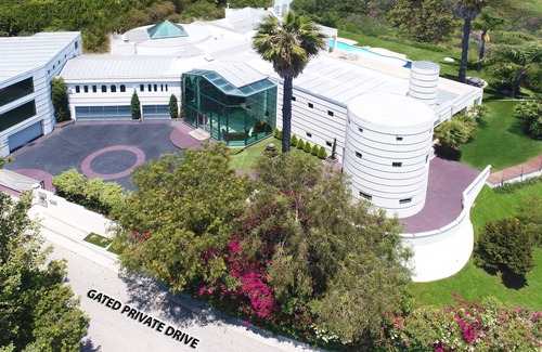 Beverly Hills House | Impressive Furnished 9 BR/10 BA Entertainment Dream Estate