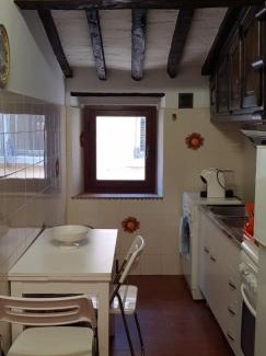 Castagneto Carducci Apartment | IN CASTELLO