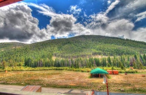 Lakeside Village Condo | In Keystone! Wood Fireplace! On Lake! Hot Tub/Pool! Walk 2 Food! Views! BigUnit
