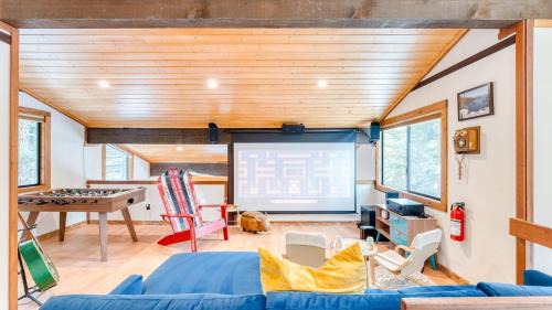 Truckee House | In Northstar Ski Resort Game Room Family-Friendly Dakine Haus by AvantStay