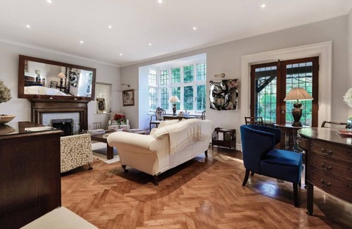 Woking House | In reality it is Even better than the photos !