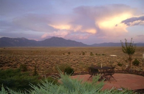 Arroyo Hondo Apartment | In Taos, Experience the Big Sky, See Forever, Privacy Galore!