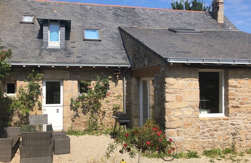 Coueron House | In the calm of the Nantes countryside