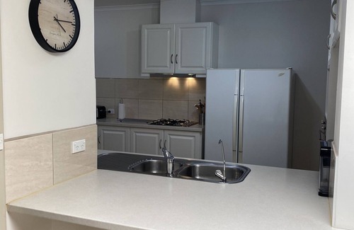 Tanunda House | In the Heart of The Barossa Valley. Spacious, immaculately presented, 5 bedrooms