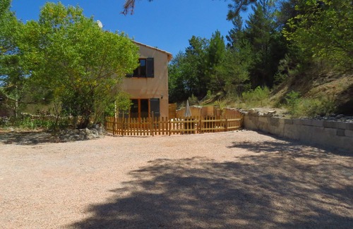Allemagne-en-Provence Cottage | In the nature close to the gorges of Verdon