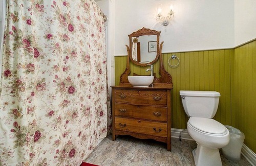 Manistee Bed & Breakfast | Inactive Listing